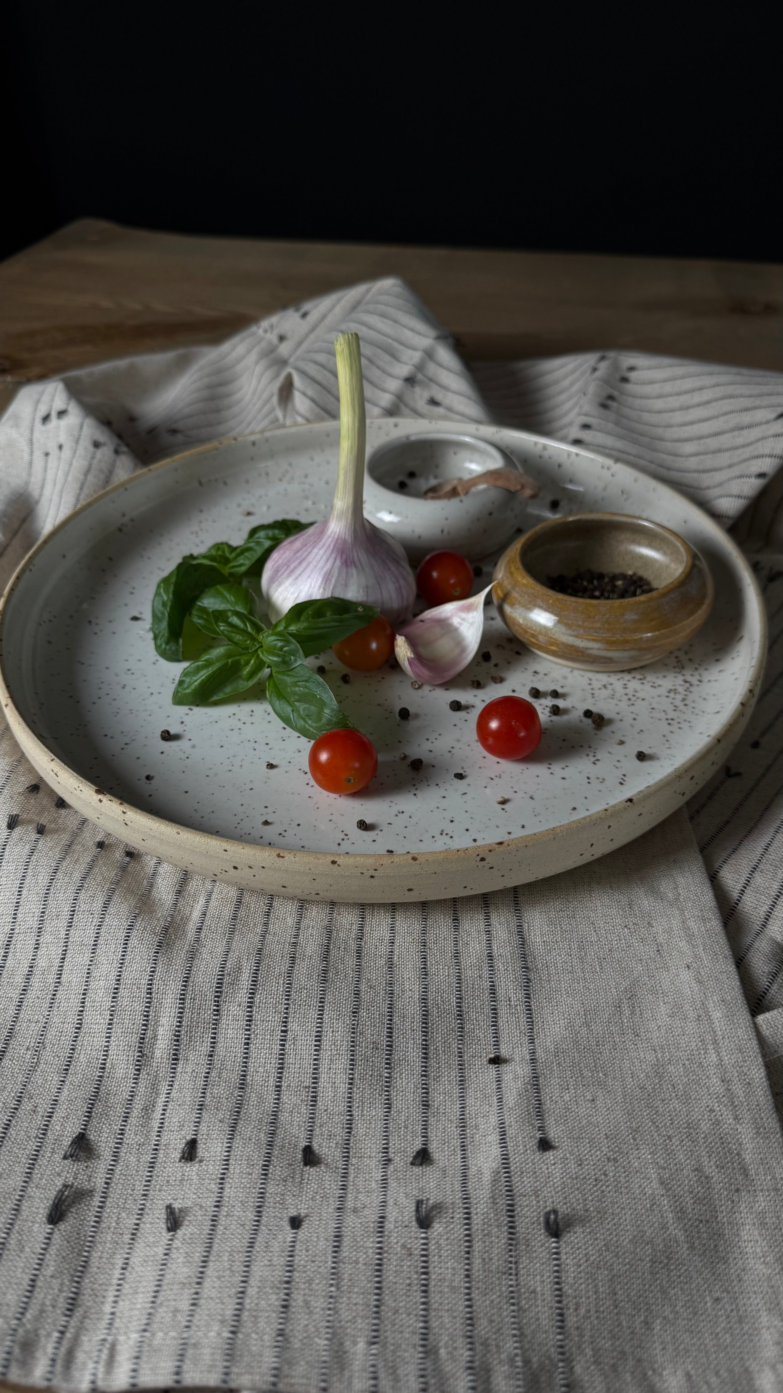 KERAMIK SALATSCHALE, PYRITWEIß